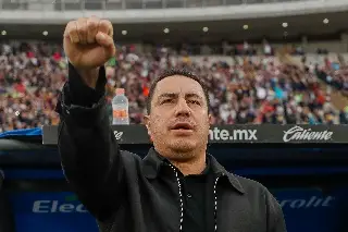 Pumas ya tomó una decisión sobre el futuro de Efraín Juárez