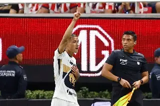 Uriel Antuna le pide perdón a Chivas