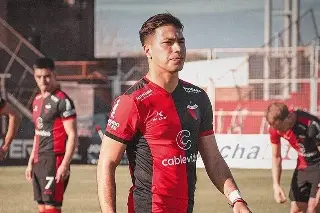 Futbolista que pasó por México, rompe tabúes y se declara abiertamente gay