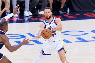 Stephen Curry mantiene con vida a los Warriors en los playoffs de la NBA