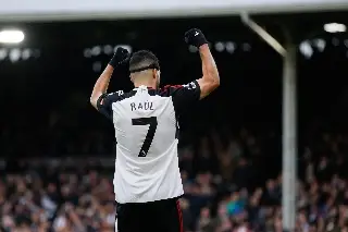 Raúl Jiménez y Fulham siguen sumando en la Premier League 