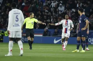PSG pierde ante el Lyon y se complica en la pelea por el título de Francia