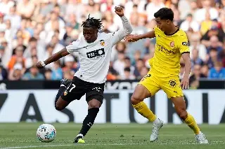 Valencia se niega a descender y se impone a Girona en La Liga 