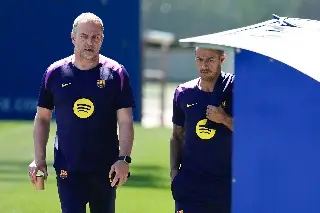 Barcelona 'blinda' a Hansi Flick