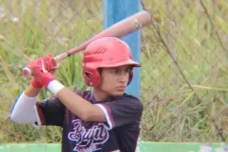 Joven talento veracruzano busca apoyo para asistir a la liga Williamsport
