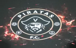 ¿Por qué cambió el escudo de los Piratas FC?