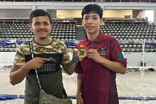 Boxeador veracruzano Oliver Cárdenas se corona campeón nacional Sub-15