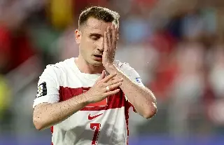Jugadores de Turquía piden perdón a su afición tras ser eliminados del Mundial
