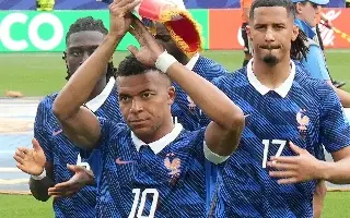 Mbappé le pisa los talones a Messi como máximo anotador en la historia de los Mundiales