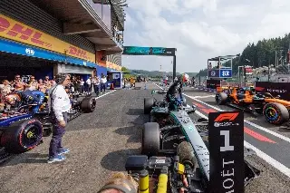 F1: Kimi Antonelli se queda con la pole y 'Checo' Pérez sale desde atrás en el GP de Bélgica