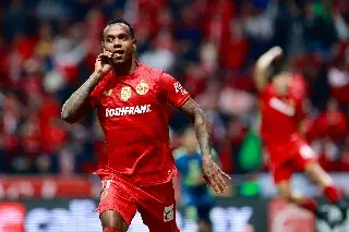 ¡Le pegaron al rebaño! Toluca pasa por encima de las Chivas 
