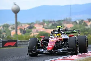 Lewis Hamilton lidera el primer día del Gran Premio de Hungría