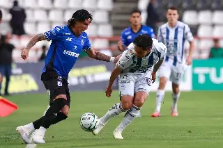 Querétaro se impone a Pachuca con gol de último minuto 