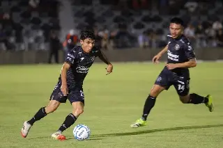 Rocío Nahle respalda proyecto de Piratas FC ante ausencia de Tiburones Rojos